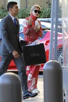 Hailey Baldwin Longsleeve T-shirt #3201253