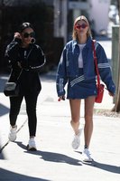 Hailey Baldwin Longsleeve T-shirt #3208101
