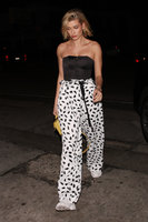 Hailey Baldwin Sweatshirt #3241028