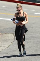 Hailey Baldwin Longsleeve T-shirt #3241051