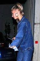 Hailey Baldwin Longsleeve T-shirt #3241073