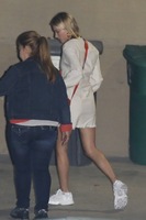 Hailey Baldwin Tank Top #3276084