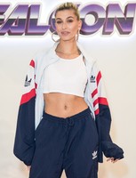 Hailey Baldwin Sweatshirt #3770741