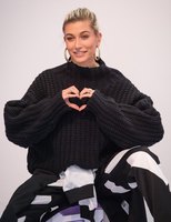 Hailey Baldwin mug #G2388012