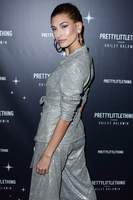 Hailey Baldwin Sweatshirt #3787785