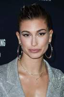Hailey Baldwin mug #G2405042