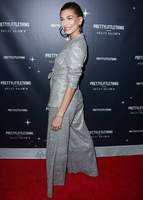 Hailey Baldwin mug #G2405069