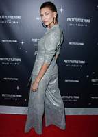 Hailey Baldwin Longsleeve T-shirt #3787824