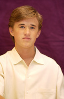 Haley Joel Osment Longsleeve T-shirt #2390235