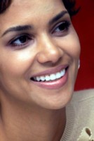 Halle Berry longsleeve t-shirt #1248803