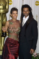 Halle Berry t-shirt #1259382