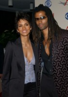Halle Berry Longsleeve T-shirt #1290568