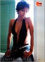 Halle Berry mug #G22212
