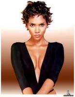 Halle Berry magic mug #G22264
