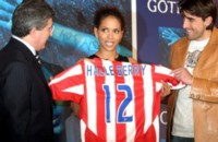 Halle Berry Longsleeve T-shirt #1290871
