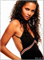Halle Berry Longsleeve T-shirt #1300670