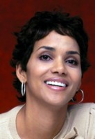 Halle Berry Longsleeve T-shirt #1359913