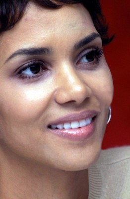 Halle Berry stickers 1359916