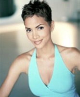 Halle Berry Longsleeve T-shirt #1375303