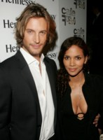 Halle Berry mug #G221564