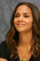 Halle Berry mug #G240850