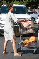 Halle Berry tote bag #G1012834