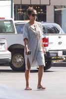 Halle Berry tote bag #G1012840