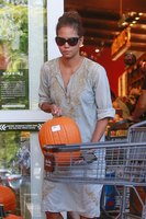 Halle Berry mug #G1012856