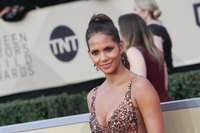 Halle Berry hoodie #2959001