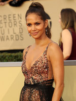 Halle Berry t-shirt #3186226