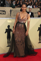 Halle Berry Sweatshirt #3186268