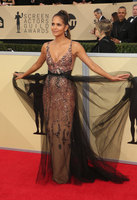 Halle Berry longsleeve t-shirt #3186506