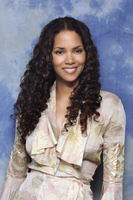 Halle Berry longsleeve t-shirt #3654337