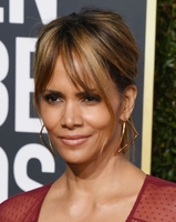 Halle Berry mug #G2340999