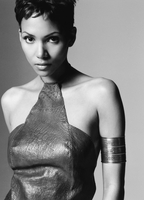 Halle Berry Sweatshirt #3873024