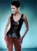 Halle Berry t-shirt #3873025