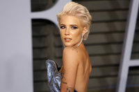 Halsey Longsleeve T-shirt #3143672