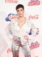 Halsey Longsleeve T-shirt #3731664