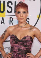 Halsey Longsleeve T-shirt #3731818