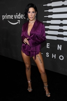 Halsey Longsleeve T-shirt #3850844