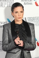 Halsey Longsleeve T-shirt #3850851