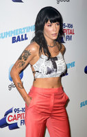 Halsey Longsleeve T-shirt #3850878