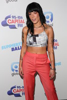 Halsey Longsleeve T-shirt #3850887