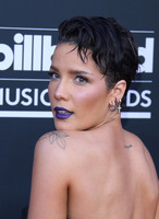Halsey Longsleeve T-shirt #3851030