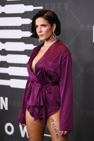 Halsey Longsleeve T-shirt #3851115