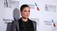Halsey Longsleeve T-shirt #3851122