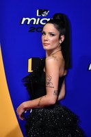 Halsey Sweatshirt #3889512