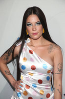 Halsey Longsleeve T-shirt #3912656