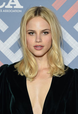 Halston Sage puzzle 2812881