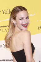 Halston Sage Longsleeve T-shirt #3736275